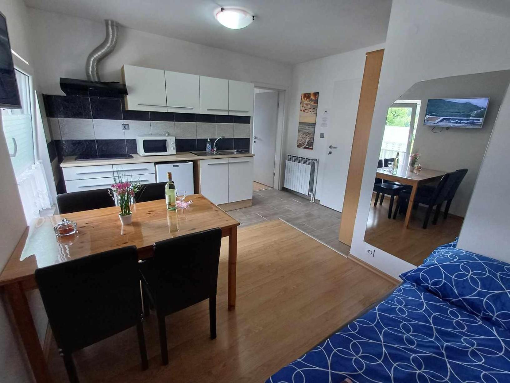 Apartmaji Slatenik Bovec Εξωτερικό φωτογραφία